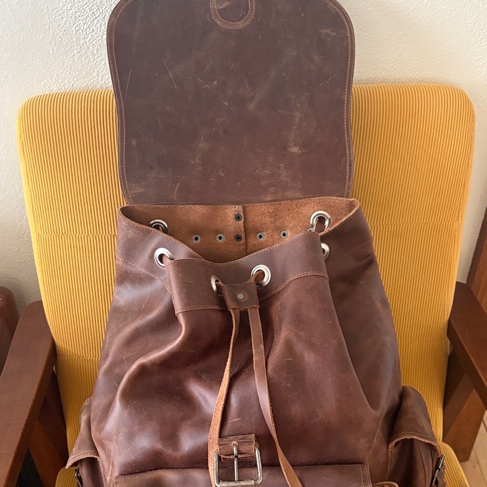 Vintage Large Leather Backpack - image 7
